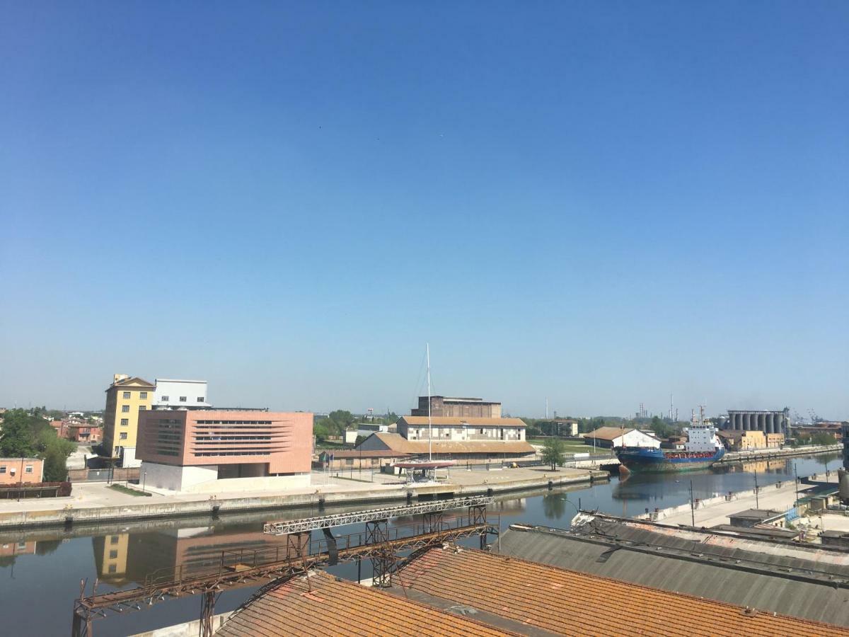 Attico Darsena Nuova Appartement Ravenna Buitenkant foto